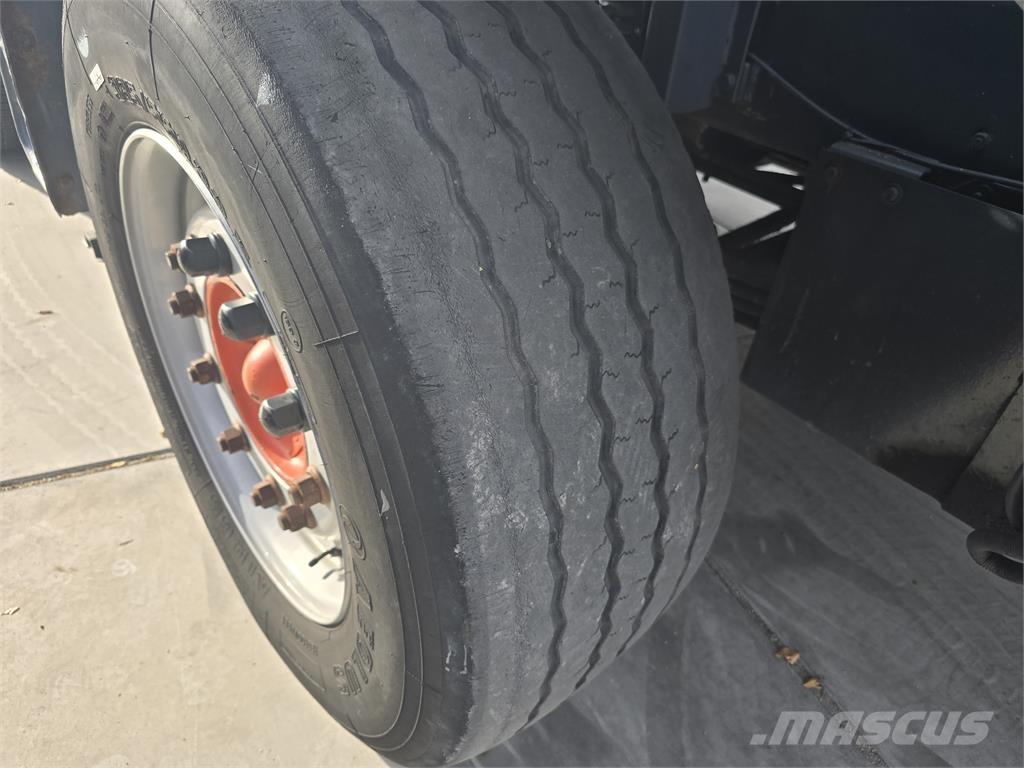  [div] DAF TT2100DH Cabezas tractoras para terminales