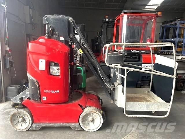 Manitou 100 VJR Ascensores de personal y montacargas de acceso