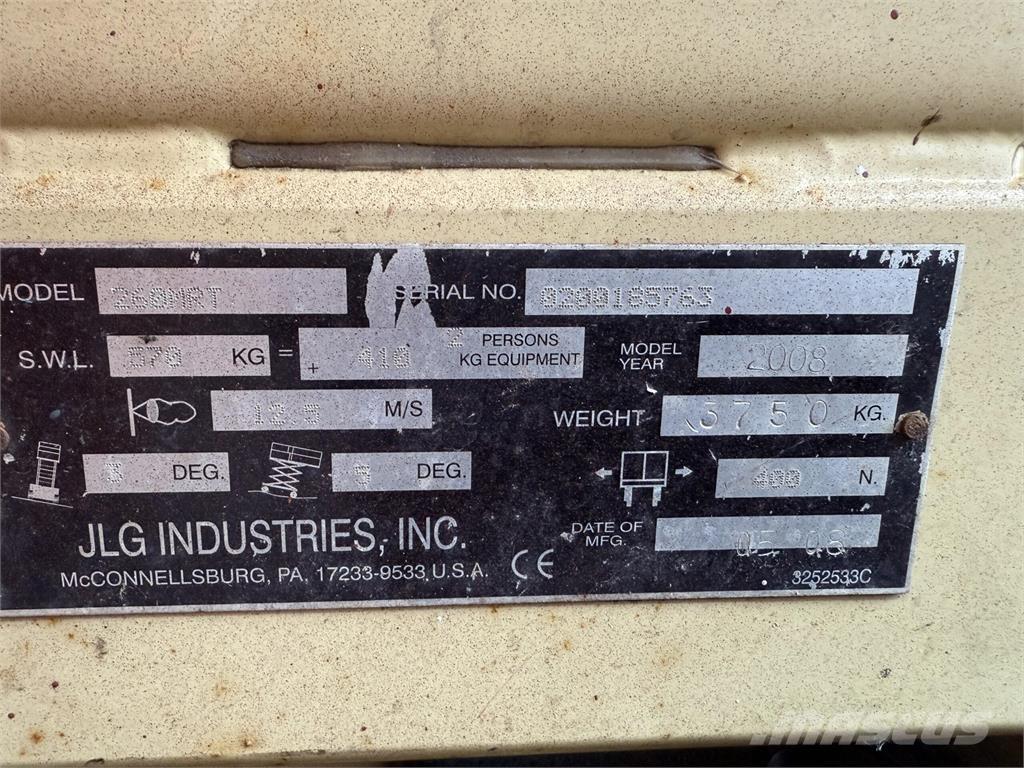 JLG 260 MRT Plataformas tijera