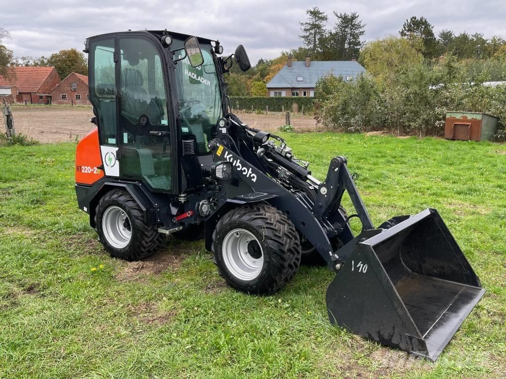 Kubota RT220-2e Cargadoras sobre ruedas
