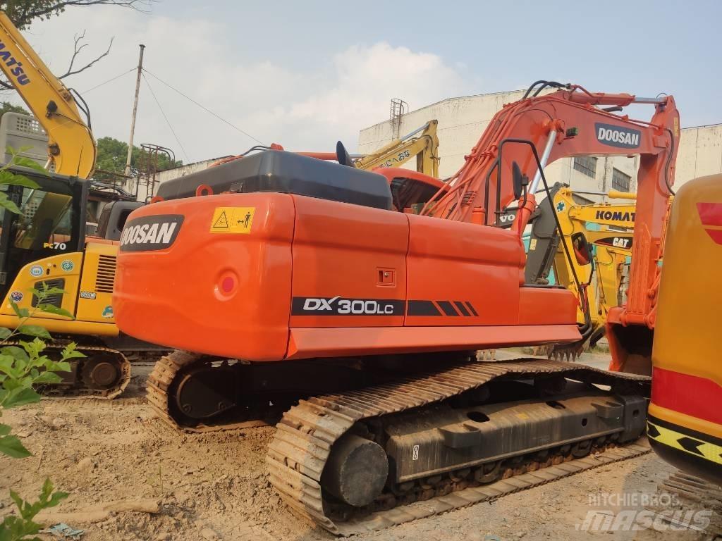 Doosan dx300 Excavadoras de cadenas