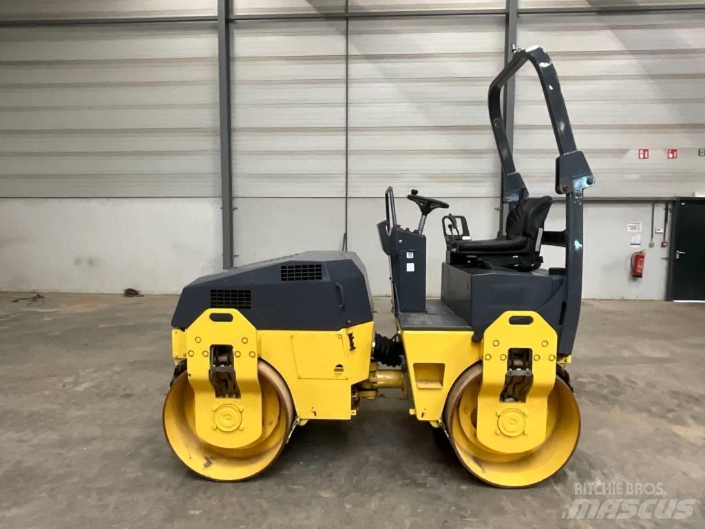 Bomag BW 138 AD Rodillos de doble tambor