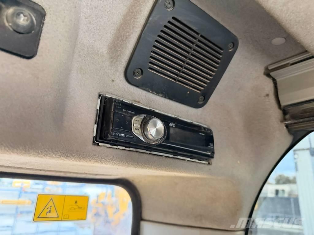 CAT 323D L Excavadoras de cadenas