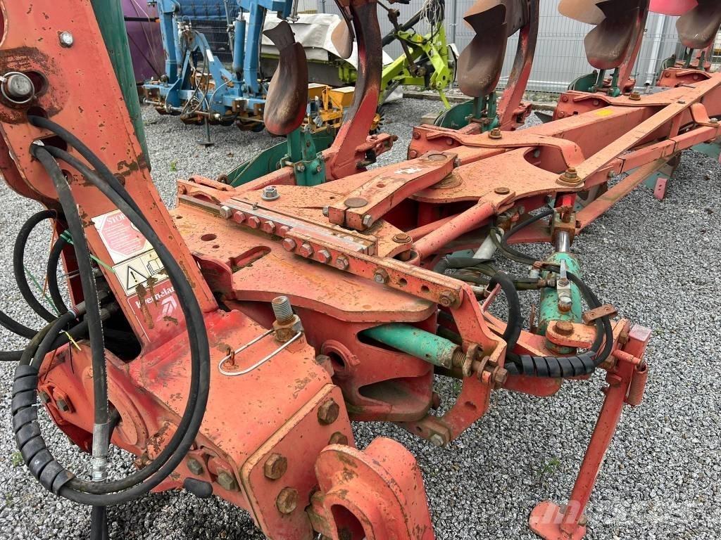 Kverneland EG100 Arados fijos suspendidos