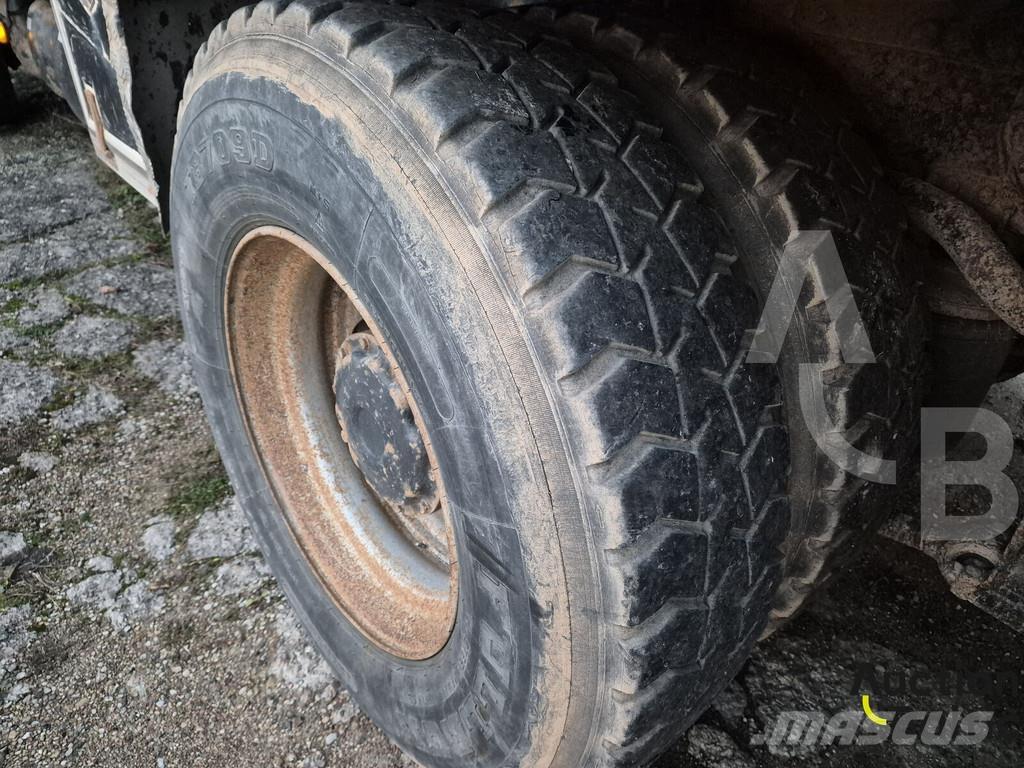 MAN TGA26.430 Camiones bañeras basculantes o volquetes