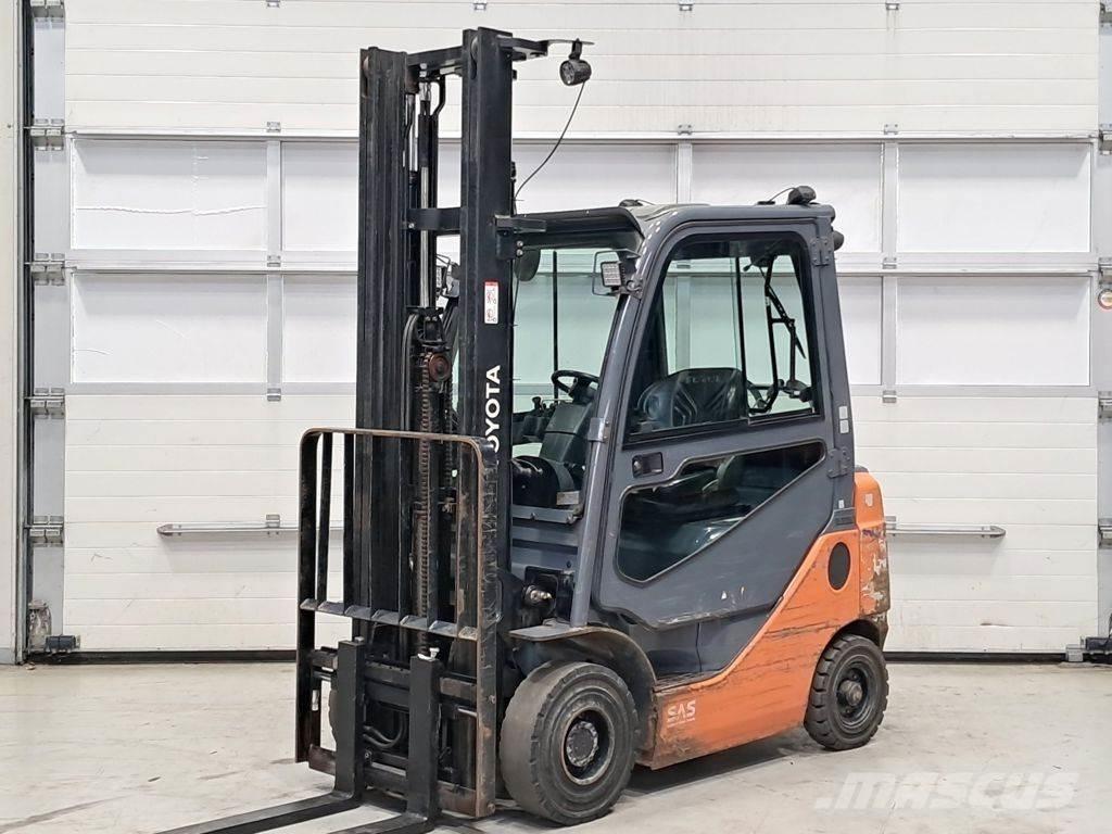 Toyota 02-8FGF18 Carretillas LPG