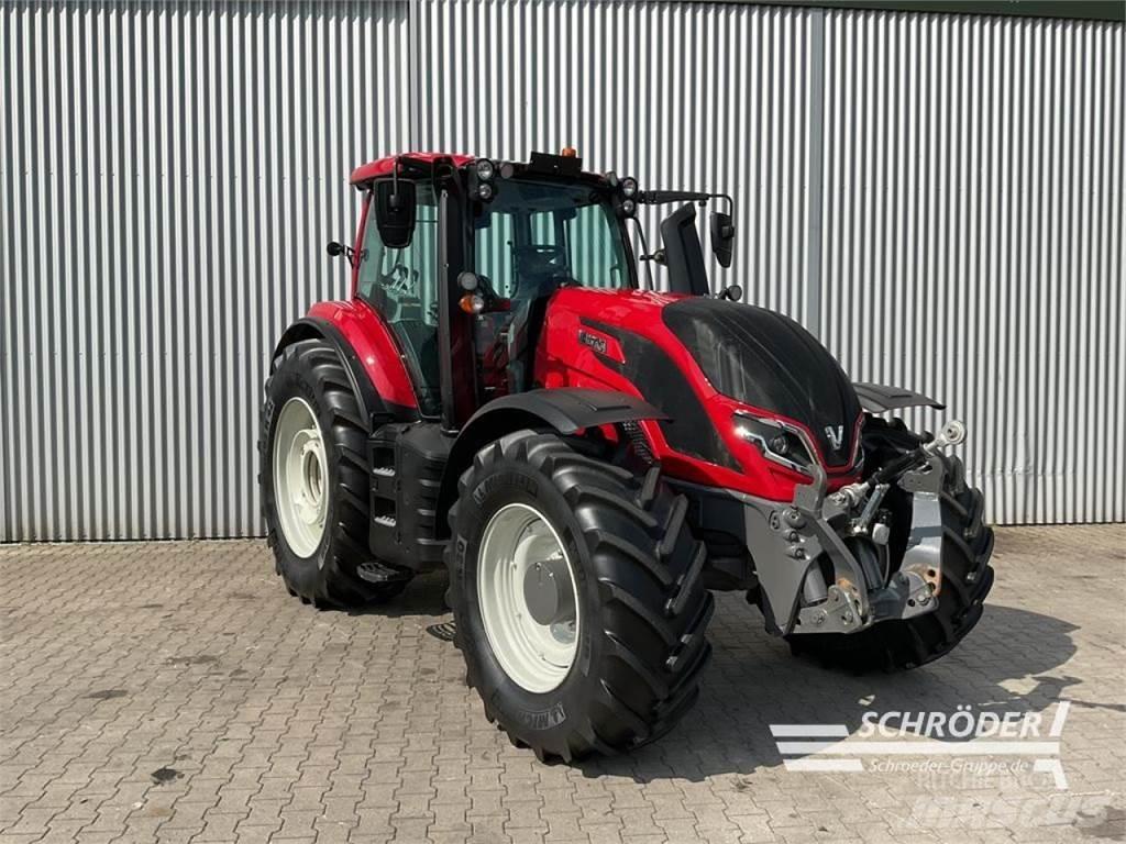 Valtra T 235 A Tractores