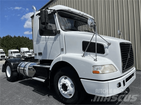 International LT Cabezas tractoras