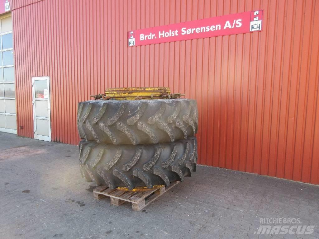 Firestone 20.8-38 Neumáticos, ruedas y llantas