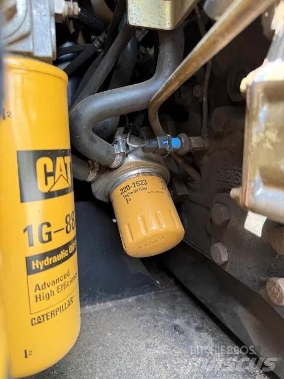 CAT 226B Turbo Minicargadoras