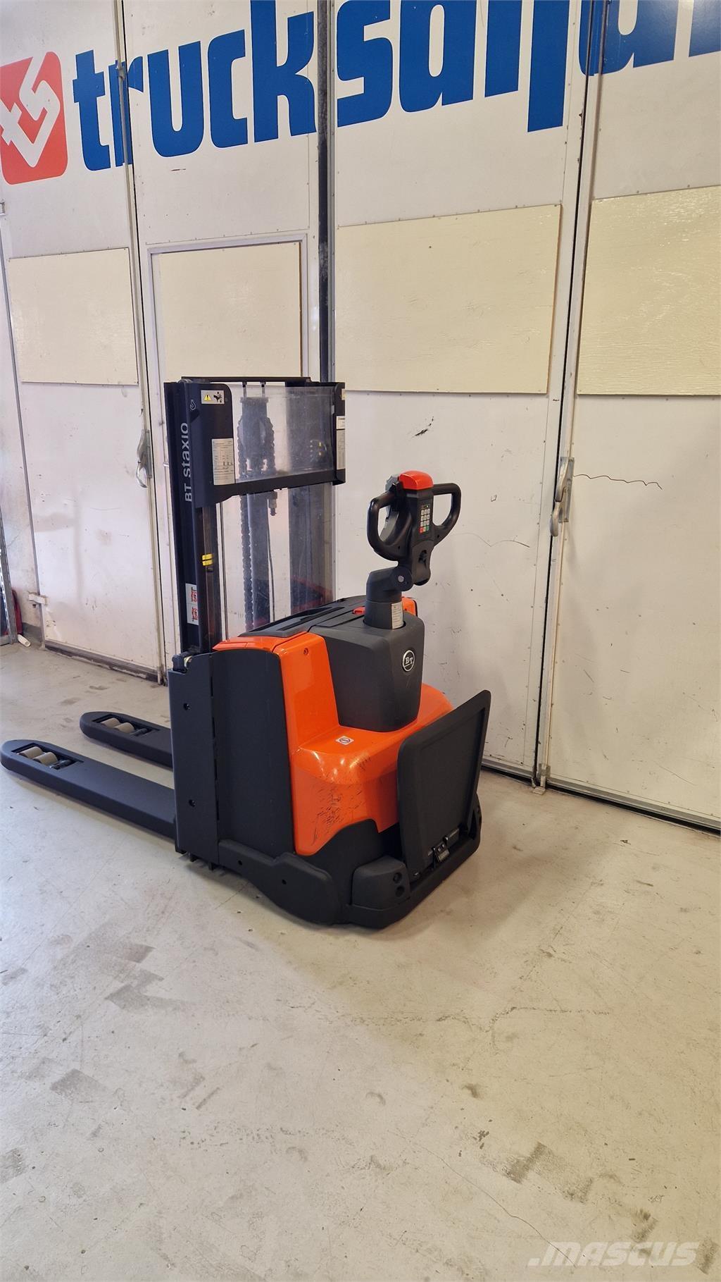 BT SWE200D Apiladores eléctricos autopropulsados