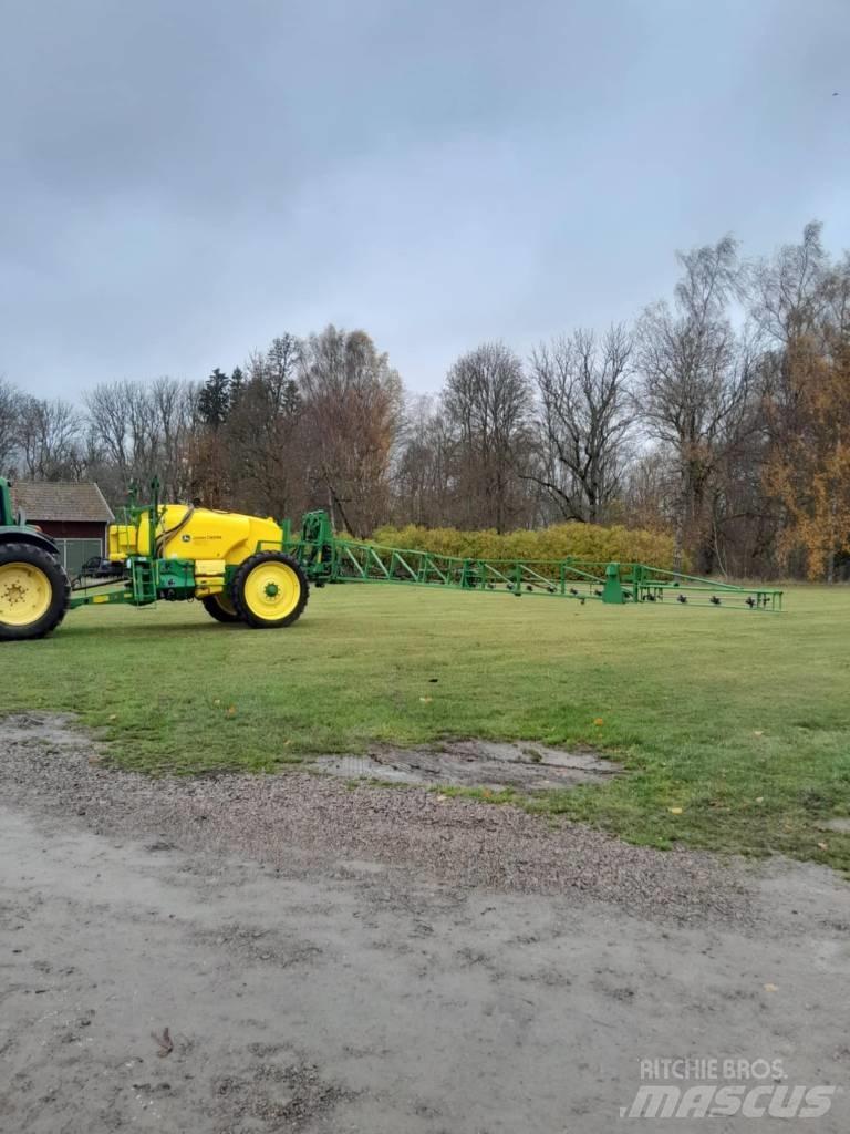 John Deere M 740 i Pulverizadores arrastrados