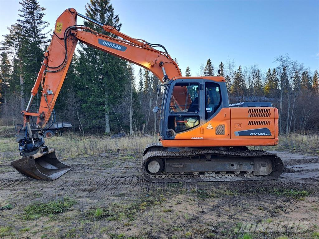 Doosan DX 140 LC-3 Excavadoras de cadenas