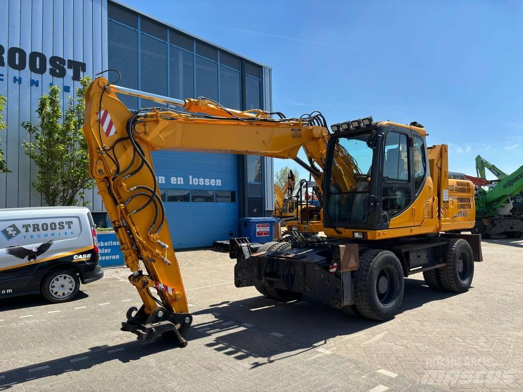 Doosan DX 160 W-3 Excavadoras de ruedas