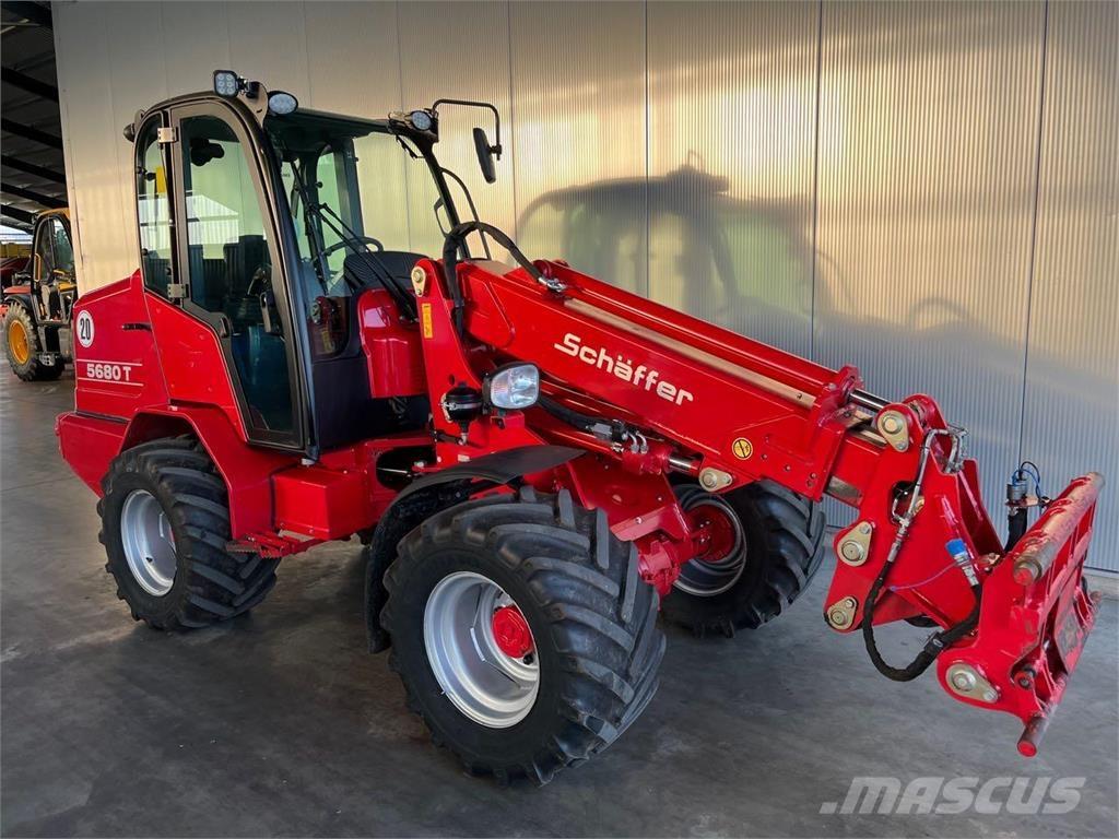 Schäffer 5680 T Cargadoras sobre ruedas