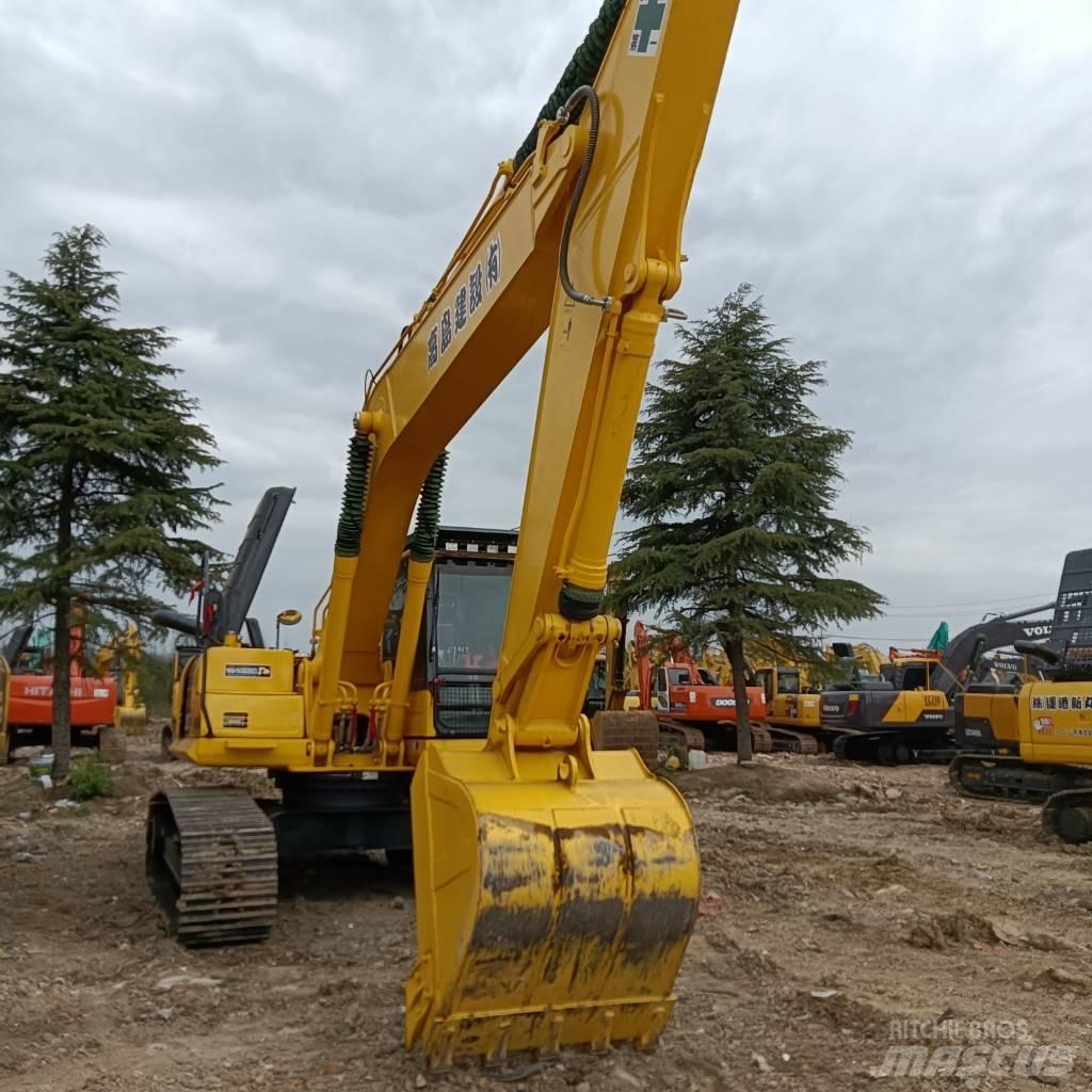 Komatsu PC 220-8 Excavadoras de cadenas