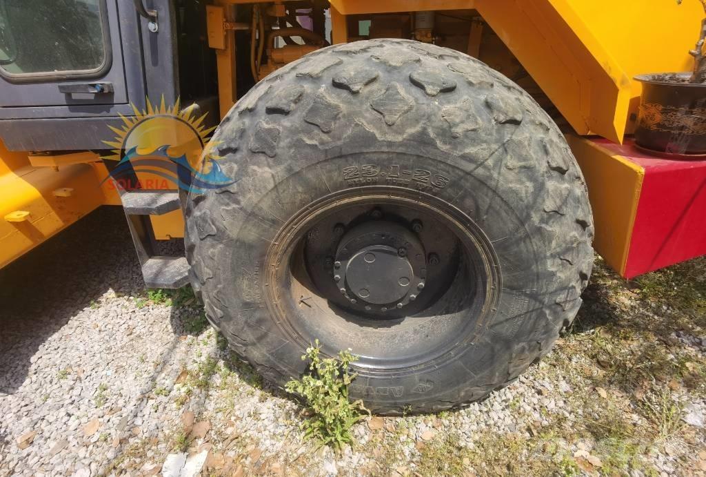 Dynapac CA 251 D Rodillos de un solo tambor