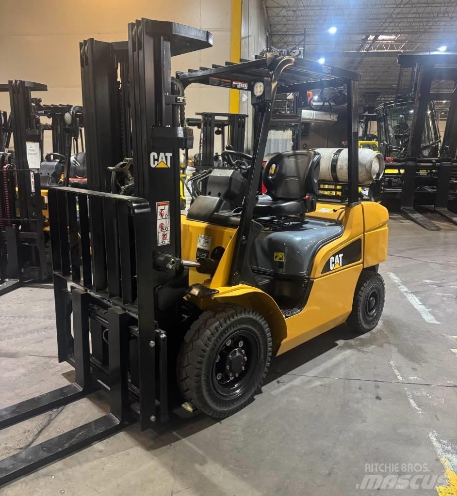 CAT FG30N Otras carretillas elevadoras