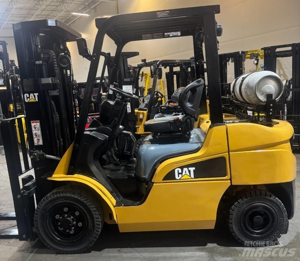 CAT FG30N Otras carretillas elevadoras