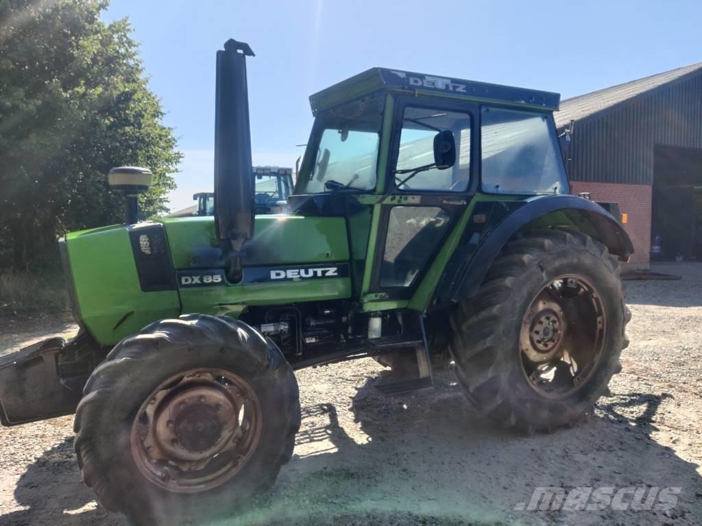Deutz DX 85 ALLRAD Tractores