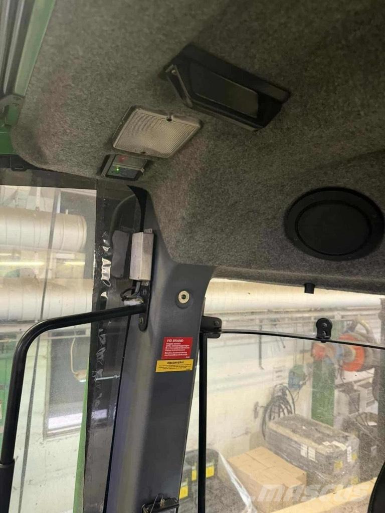 John Deere 1910E Autocargadoras