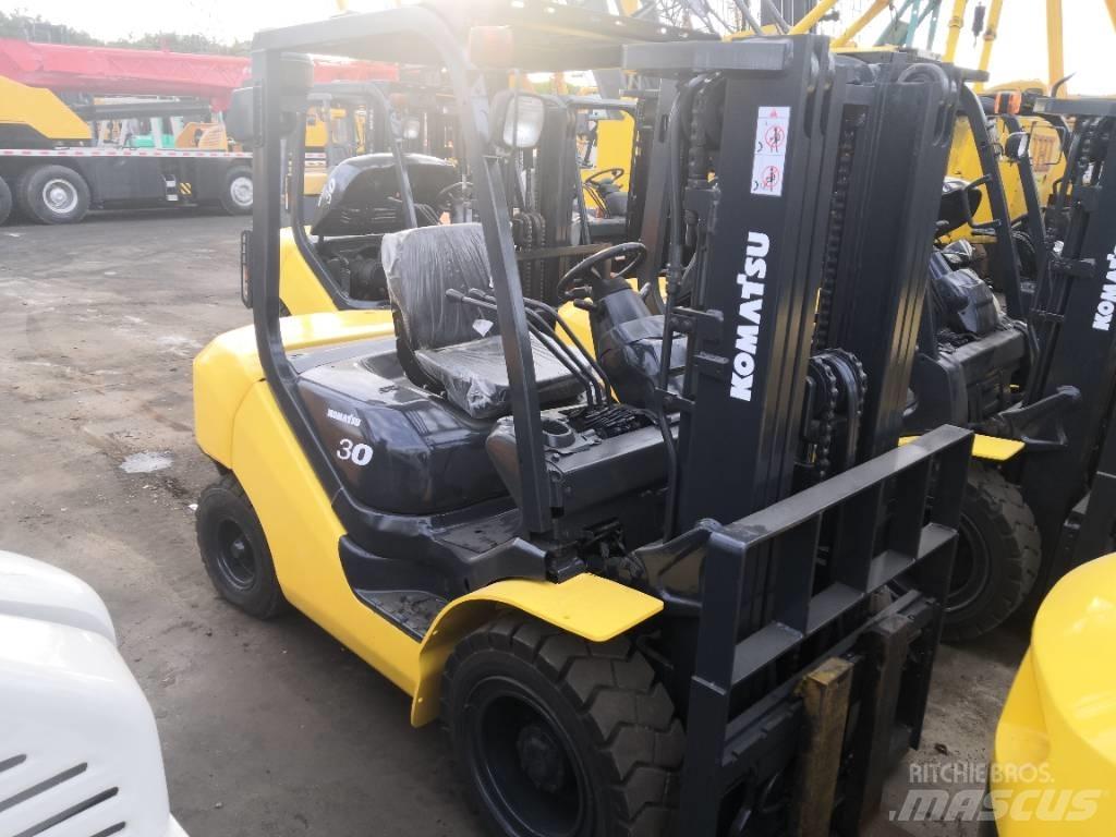 Komatsu 3 Carretillas diesel
