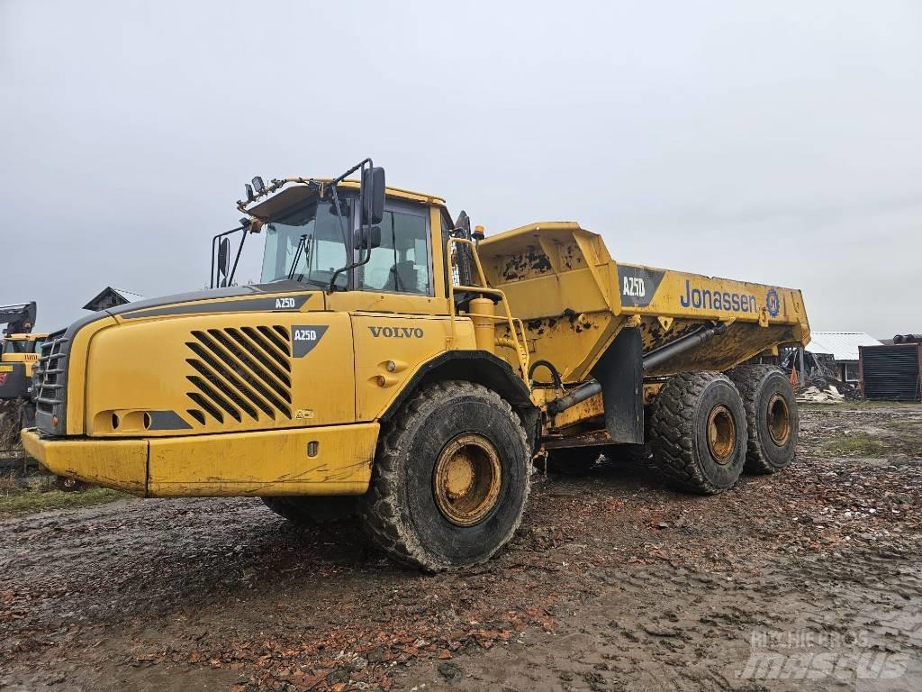 Volvo A25D / a30, a35 Dúmpers articulados