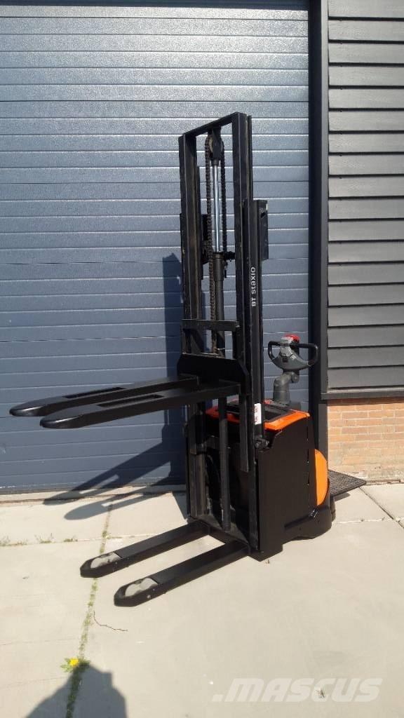 BT SWE 120 Apiladores eléctricos autopropulsados