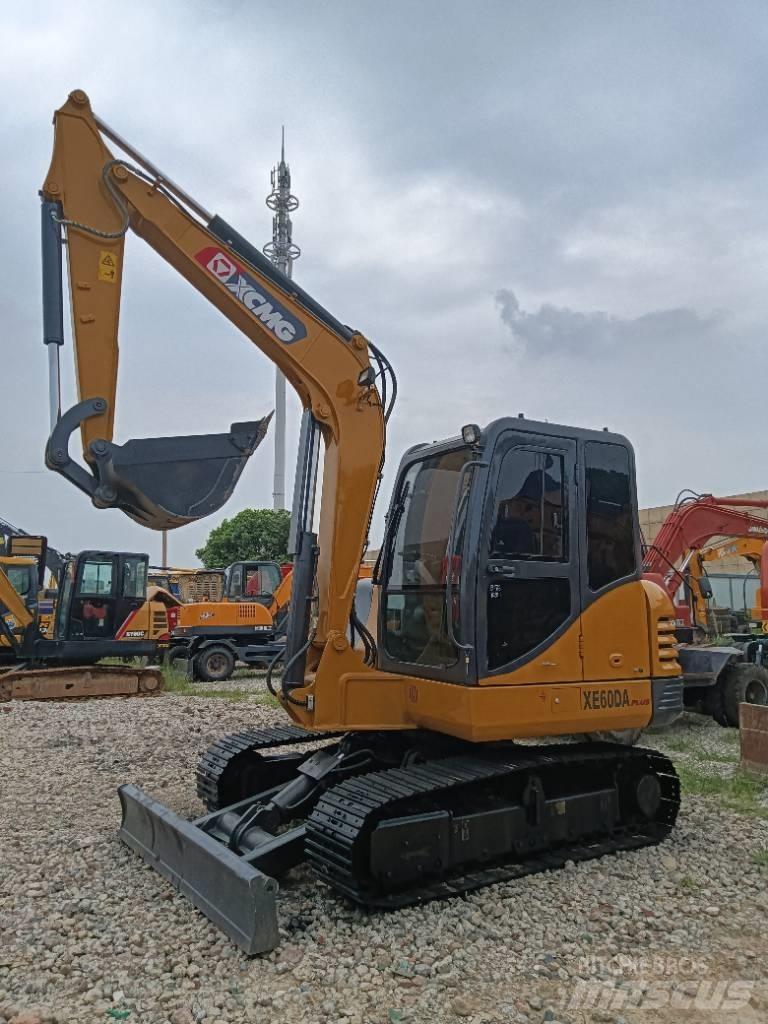 XCMG XE 60 DA Mini excavadoras < 7t