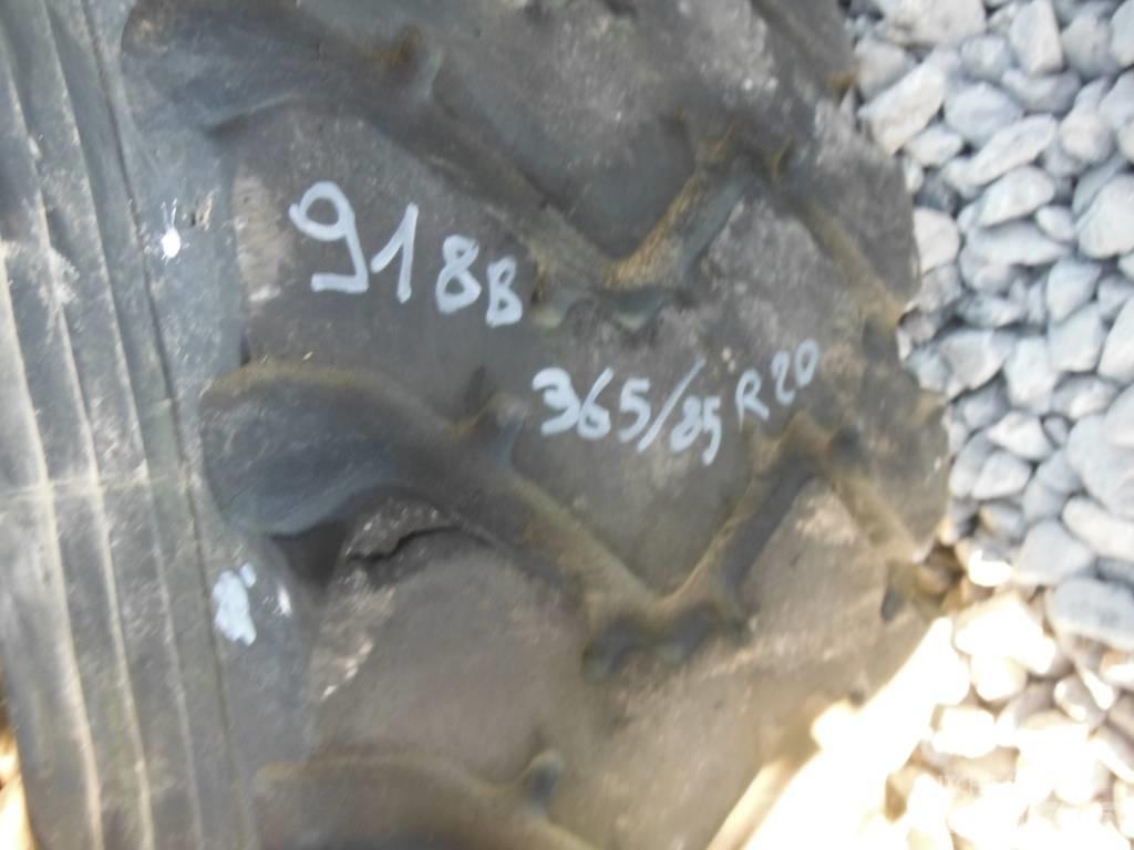 Michelin 365/85R20 Neumáticos, ruedas y llantas