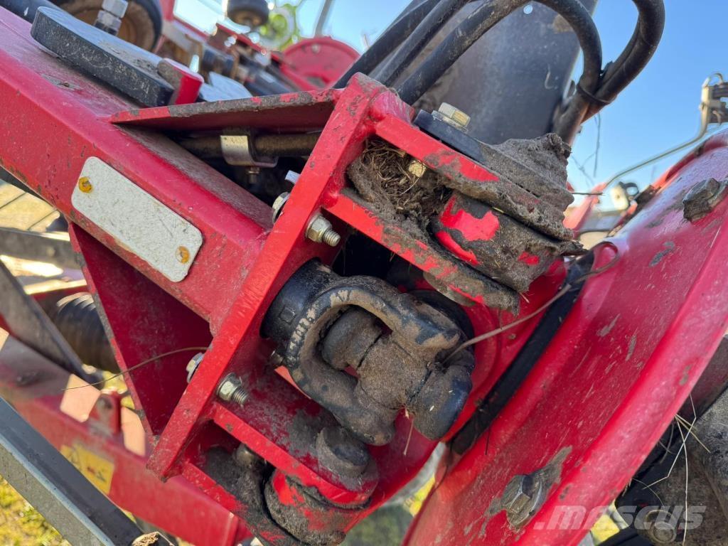 Fella TH901 trans Rastrillos y henificadores