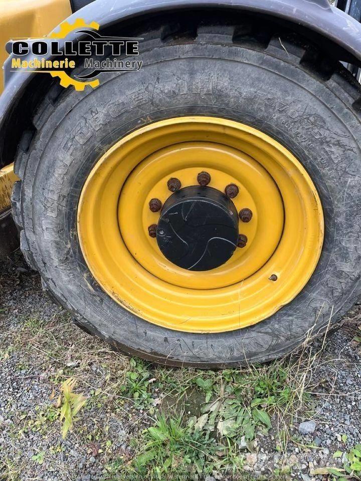 CAT TL 943 Carretillas telescópicas