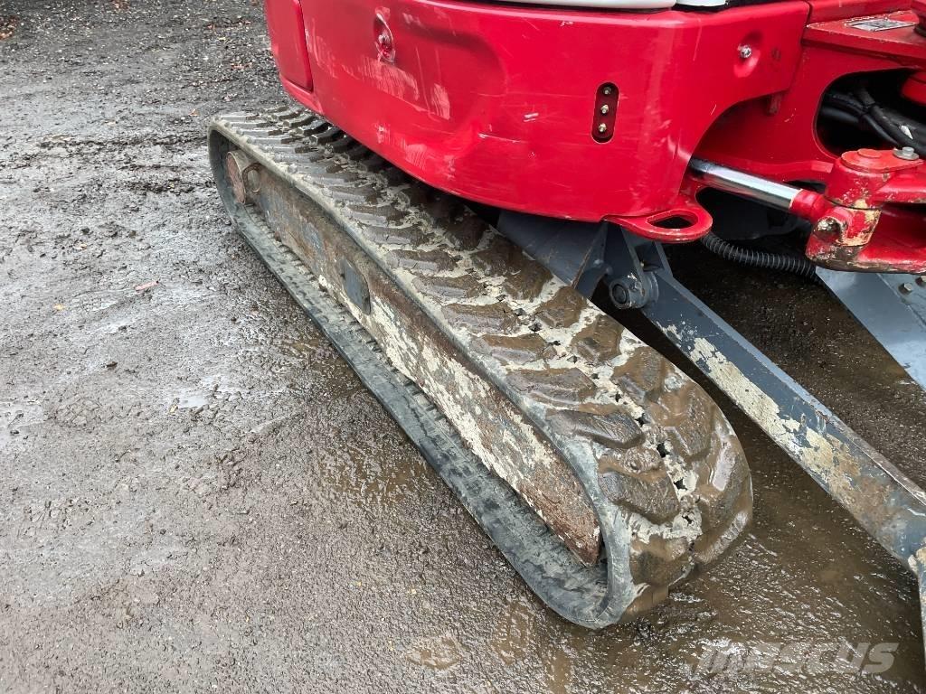 Takeuchi TB 325 R Mini excavadoras < 7t