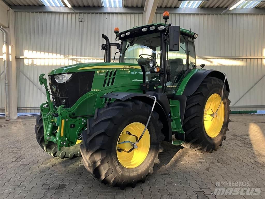 John Deere 6215R Tractores