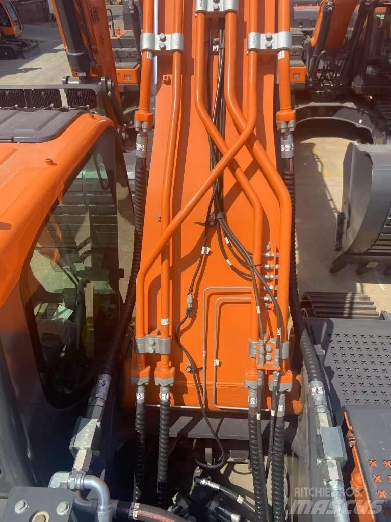 Develon DX 400 Excavadoras de cadenas