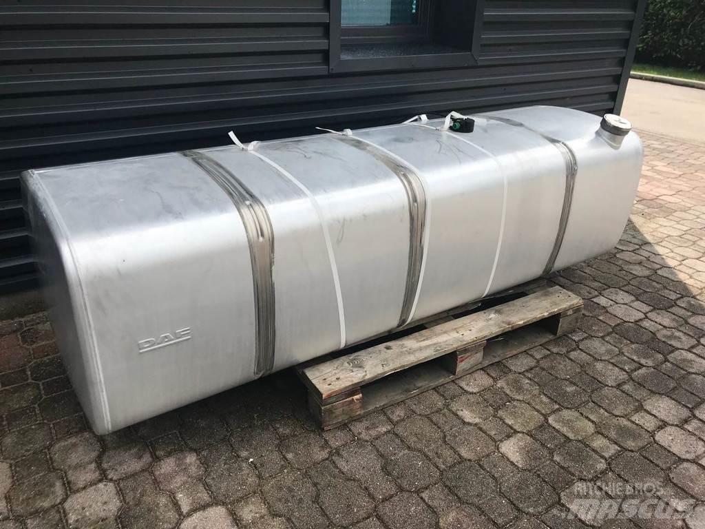 DAF 850 L Depósitos de combustible y aditivos