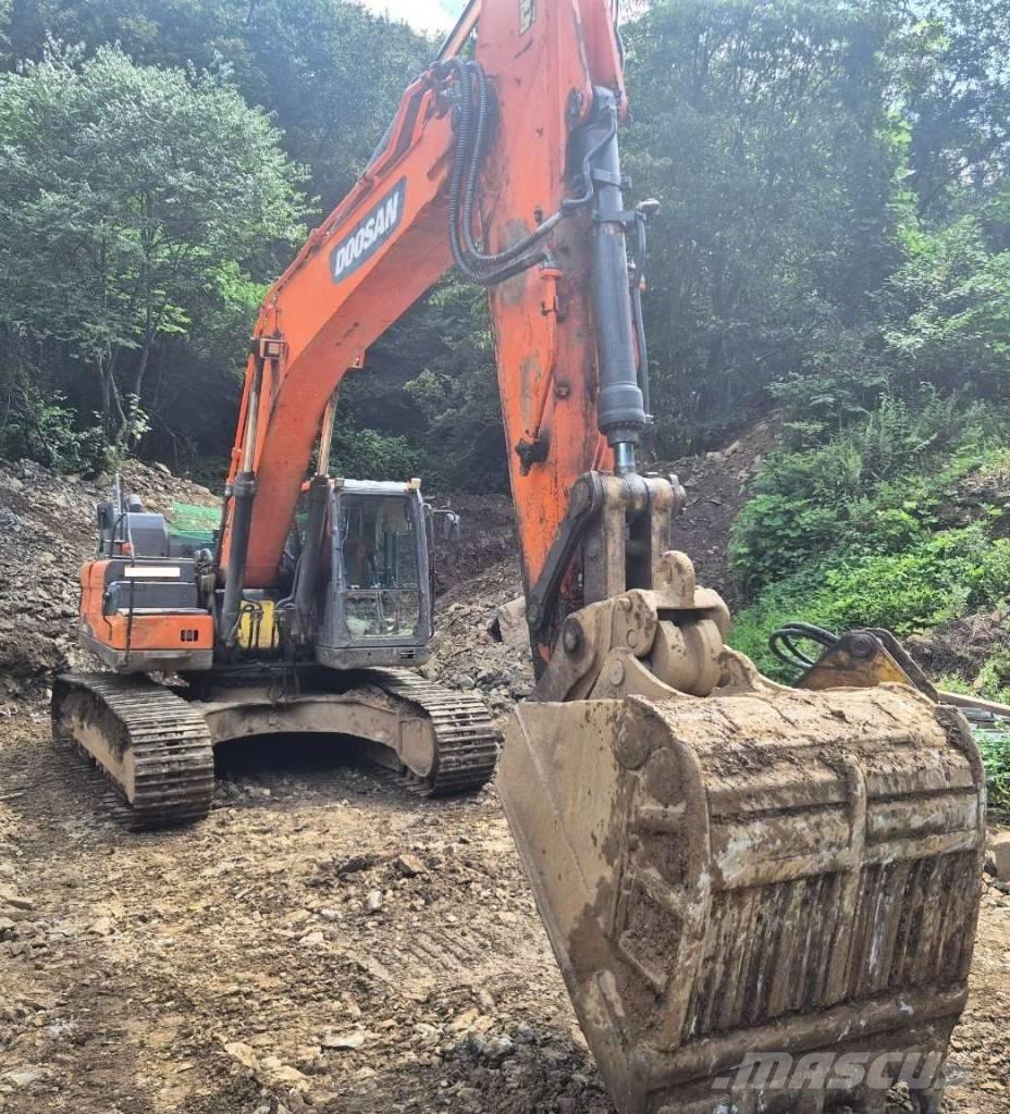 Doosan DX 300 LC-5 Excavadoras de cadenas