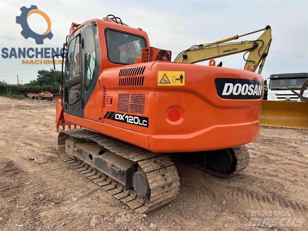 Doosan DX 120 Excavadoras de cadenas