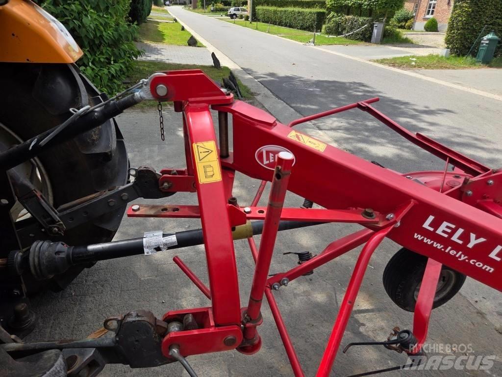 Lely Lotus 300 Combi Rastrillos y henificadores