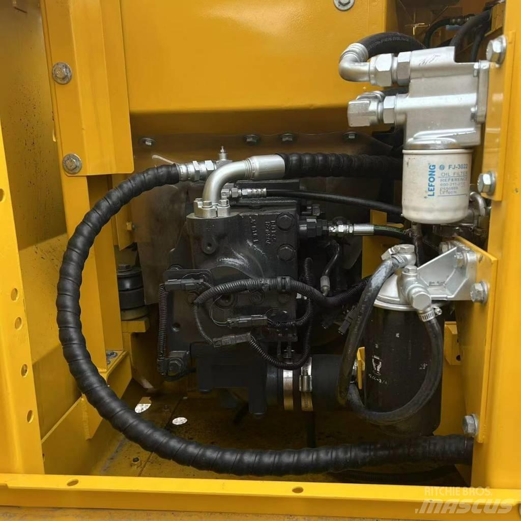 Komatsu 130-7 Excavadoras de cadenas