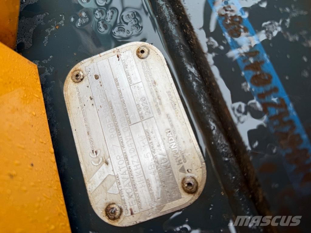 Hyundai 80 cr-9 Excavadoras 7t - 12t