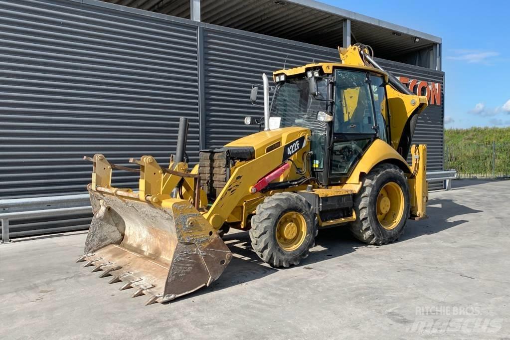 CAT 422 F TURBO Retrocargadoras
