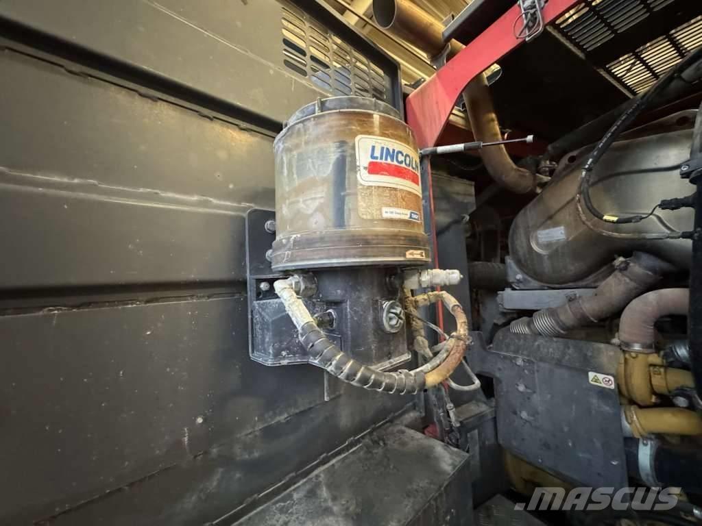 Sandvik DX800 Perforadoras de superficie