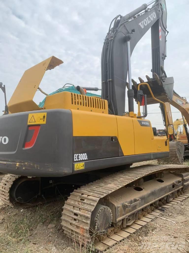 Volvo EC 300 D L Excavadoras de cadenas