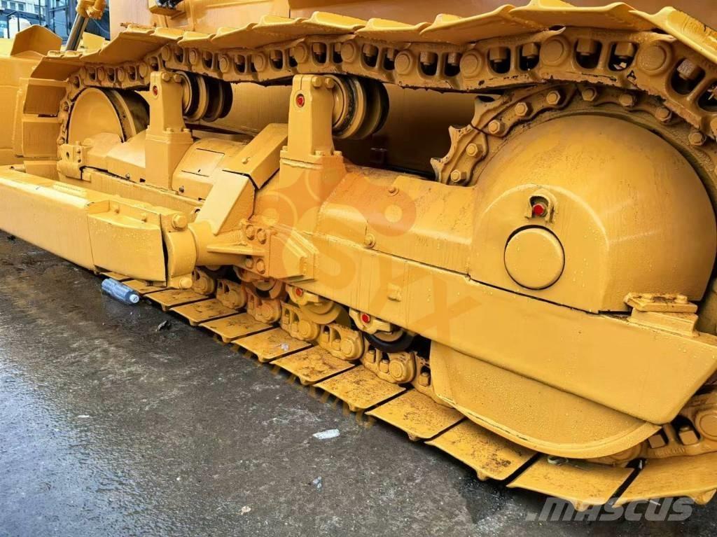 CAT D6G Buldozer sobre oruga