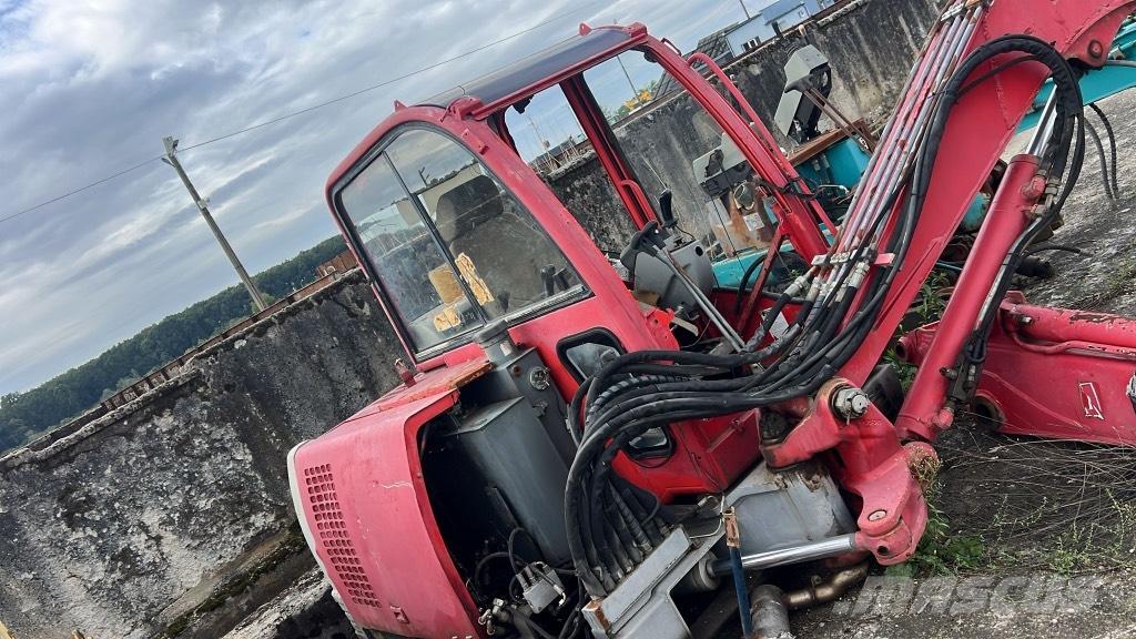 Neuson 5002 Cabinas e interior