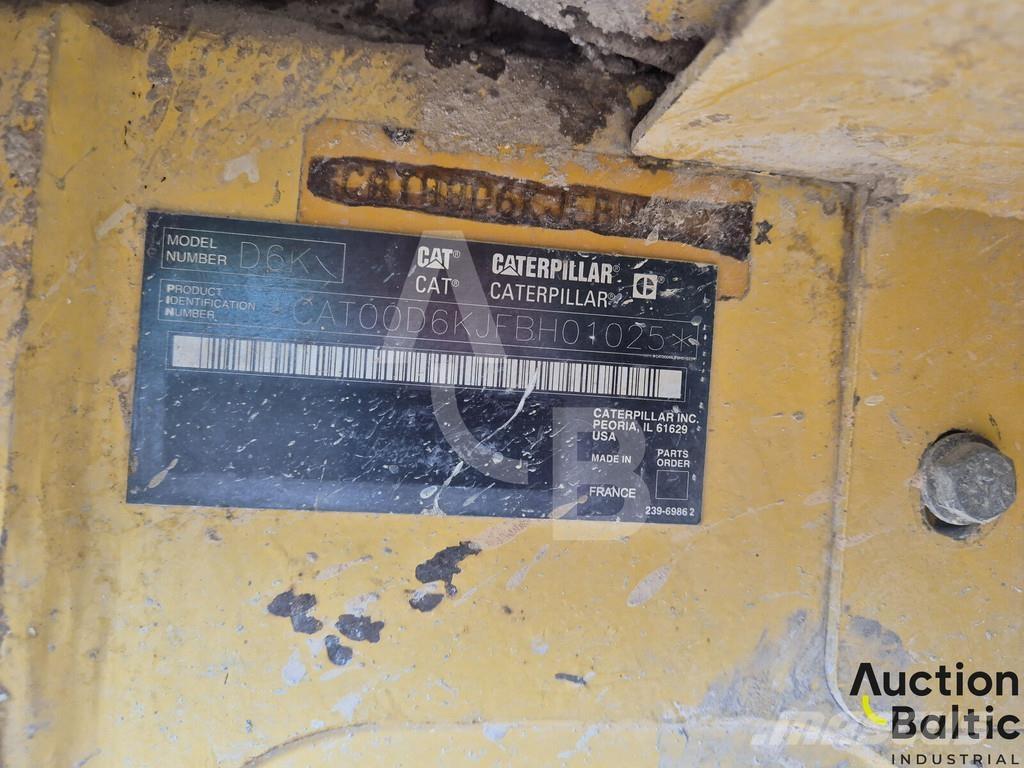 CAT D 6 K Buldozer sobre oruga