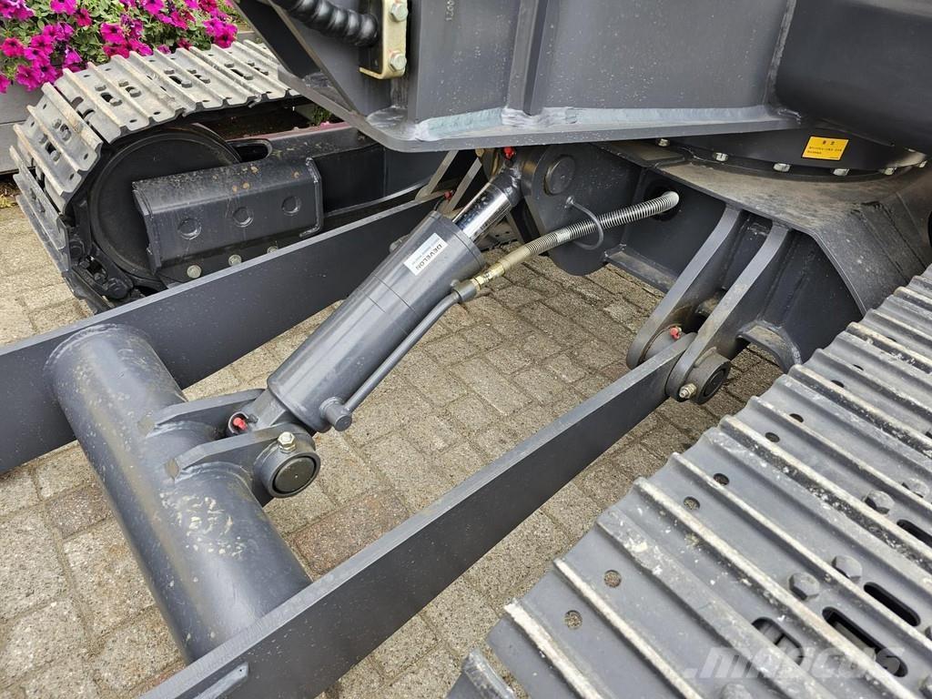 Develon DX60E-10N Mini excavadoras < 7t