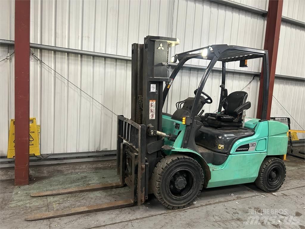 Mitsubishi FD30NT Carretillas diesel