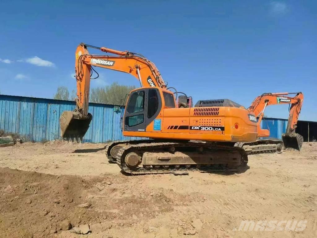 Doosan DX300LC-9 Excavadoras de cadenas